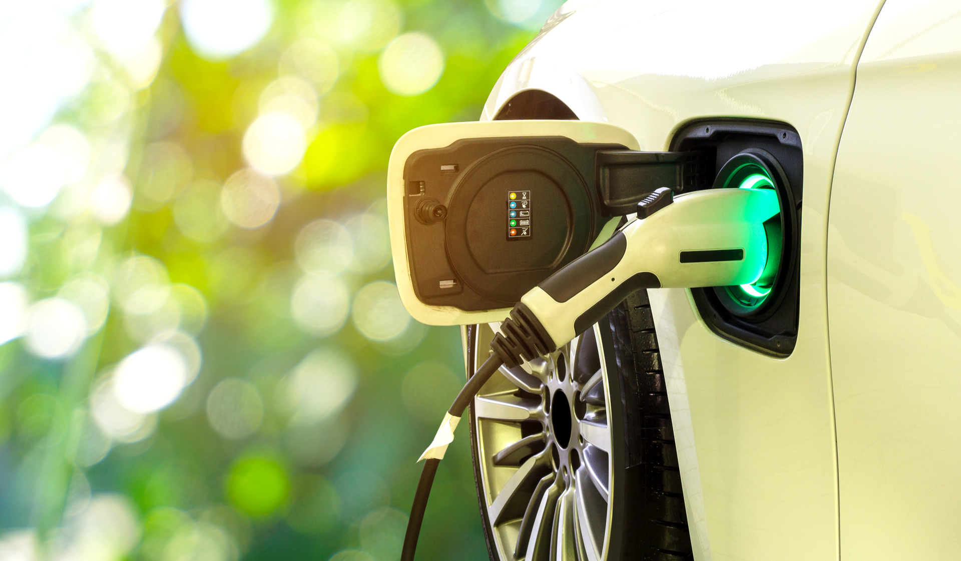 Waterways Village - Aventura, FL - Electric Car Charger