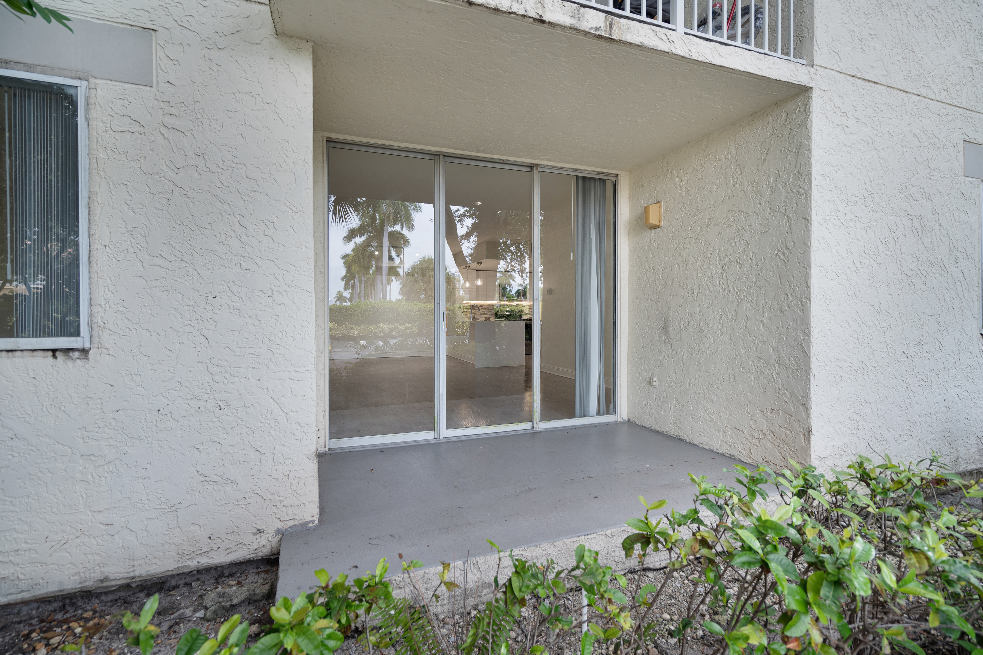Waterways Village - Aventura, FL - Patio