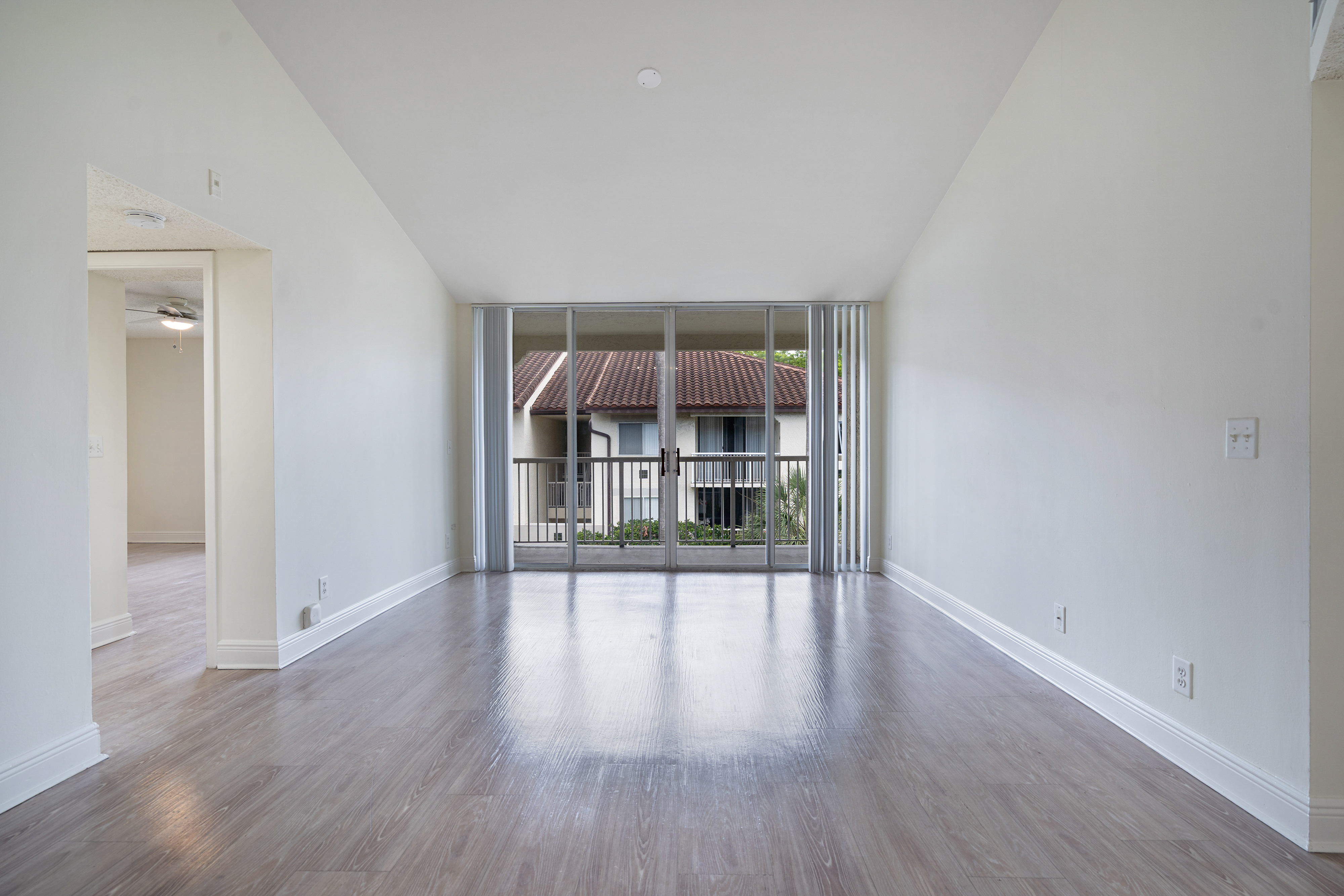 Waterways Village - Aventura, FL - Living Room